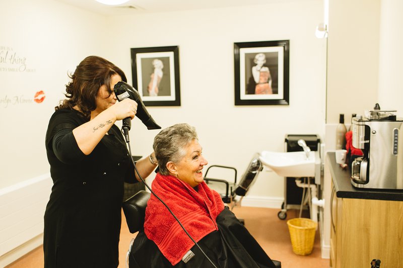 hair and beauty salon